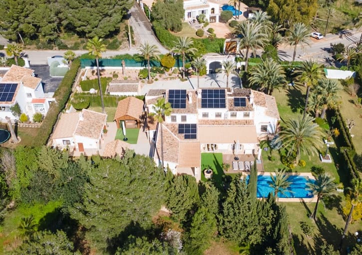 6 bedroom Villa for sale in Javea / Xabia with pool garage - € 1,995,000 (Ref: 10015845)