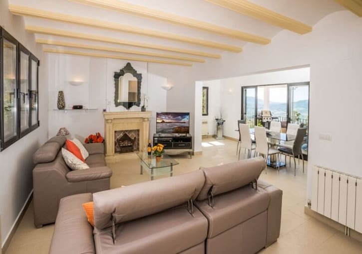 4 bedroom Villa for sale in Javea / Xabia with pool - € 795,000 (Ref: 10015853)