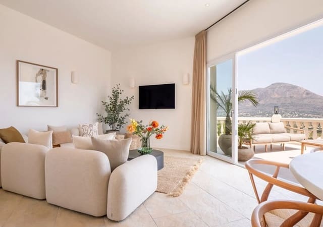9 bedroom Villa for sale in Javea / Xàbia with pool garage - € 3,950,000 (Ref: 10018075)