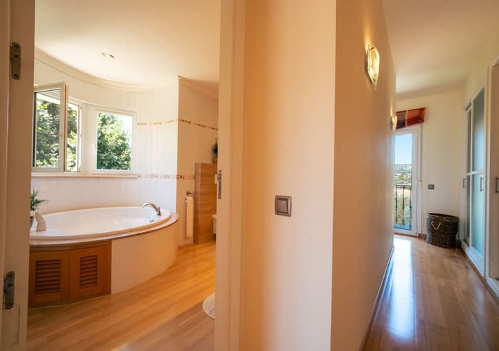 5 slaapkamer Villa te koop in Javea / Xabia met zwembad garage - € 2.400.000 (Ref: 10021304)