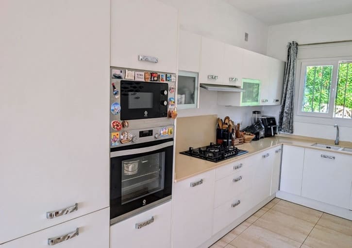 3 slaapkamer Villa te koop in Moraira met zwembad garage - € 699.000 (Ref: 10021308)