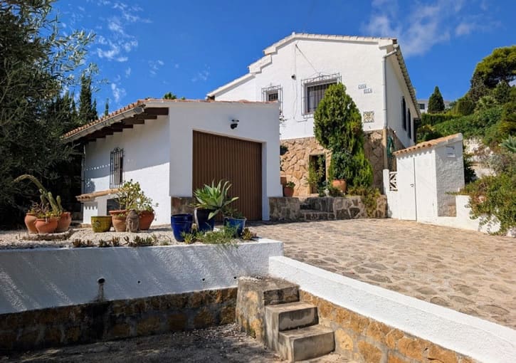 3 slaapkamer Villa te koop in Moraira met zwembad garage - € 699.000 (Ref: 10021308)