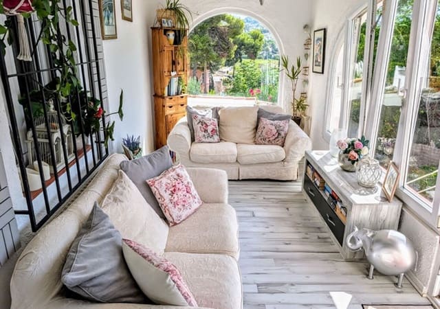 3 slaapkamer Villa te koop in Moraira, Teulada-Moraira met zwembad garage - € 699.000 (Ref: 10021308)