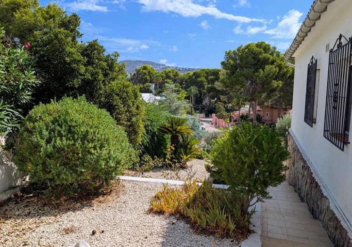 3 slaapkamer Villa te koop in Moraira met zwembad garage - € 699.000 (Ref: 10021308)