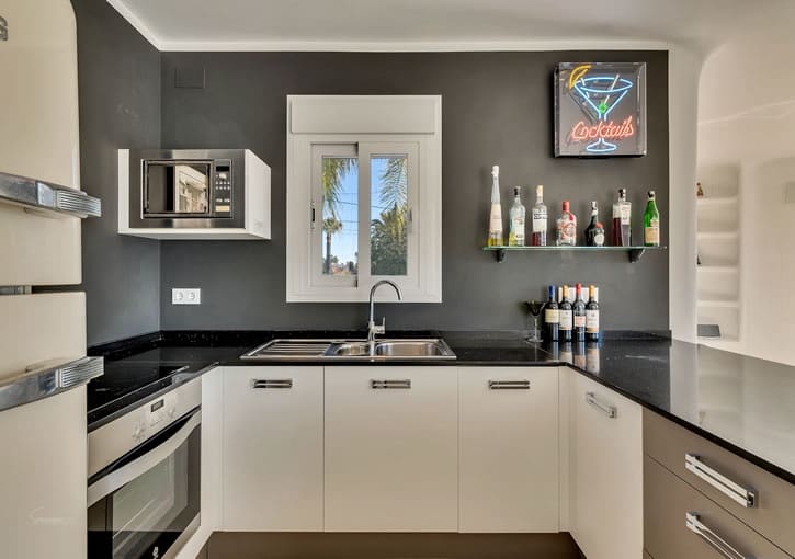 5 bedroom Villa for sale in Javea / Xabia with pool garage - € 1,695,000 (Ref: 10024571)