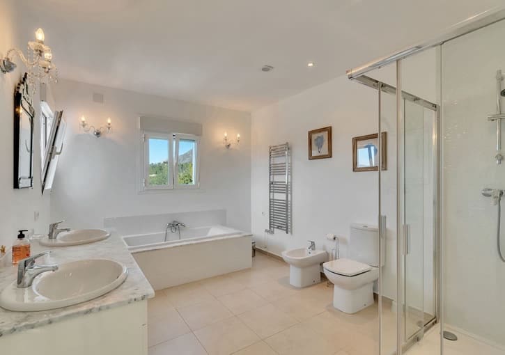 5 bedroom Villa for sale in Javea / Xabia with pool garage - € 1,695,000 (Ref: 10024571)
