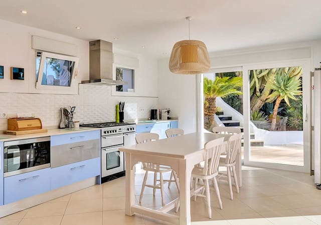5 bedroom Villa for sale in Javea / Xàbia with pool garage - € 1,695,000 (Ref: 10024571)
