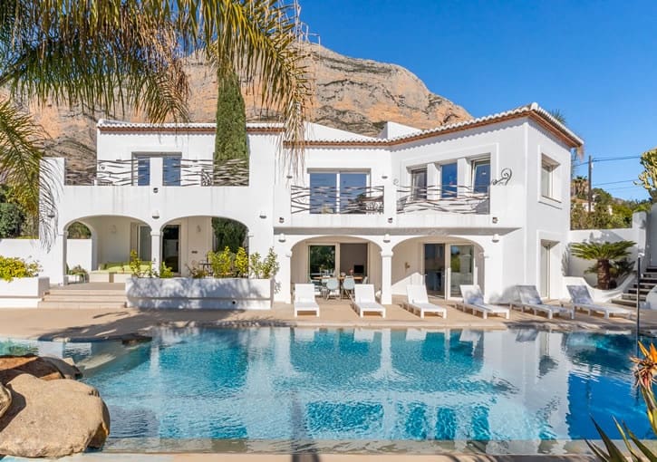 5 bedroom Villa for sale in Javea / Xabia with pool garage - € 1,695,000 (Ref: 10024571)