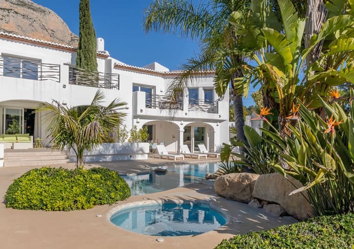 5 bedroom Villa for sale in Javea / Xabia with pool garage - € 1,695,000 (Ref: 10024571)