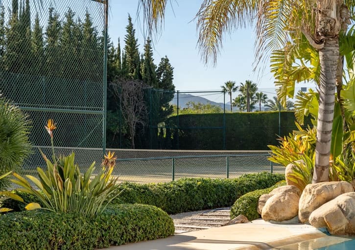 5 bedroom Villa for sale in Javea / Xabia with pool garage - € 1,695,000 (Ref: 10024571)
