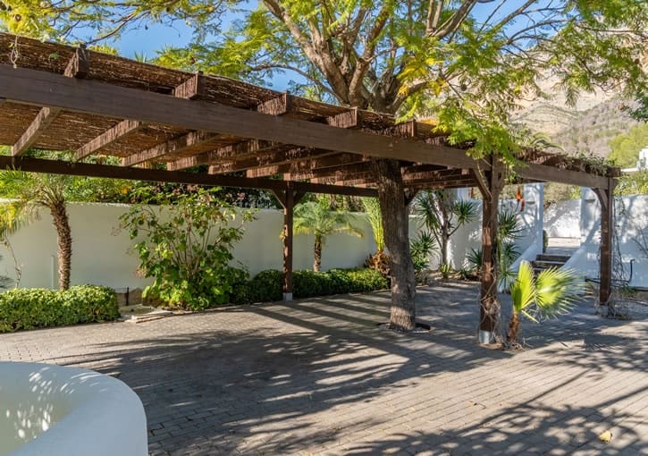 5 bedroom Villa for sale in Javea / Xabia with pool garage - € 1,695,000 (Ref: 10024571)