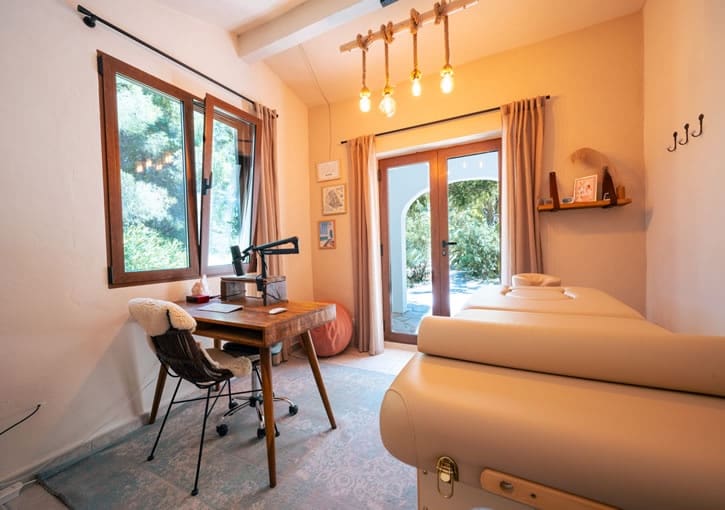 5 sypialnia Finka/Dom wiejski na sprzedaż w Javea / Xabia z basenem garażem - 1 150 000 € (Ref: 10028937)