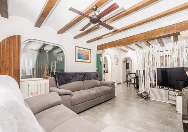 4 bedroom Villa for sale in Javea / Xàbia with pool garage - € 1,075,000 (Ref: 10035685)