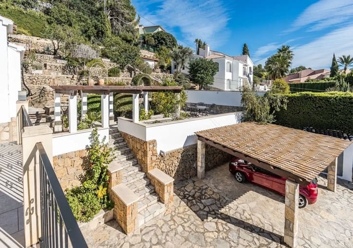 4 bedroom Villa for sale in Javea / Xabia with pool garage - € 1,075,000 (Ref: 10035685)