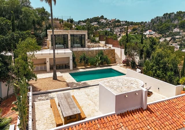7 bedroom Villa for sale in Javea / Xàbia with pool garage - € 2,900,000 (Ref: 10035687)
