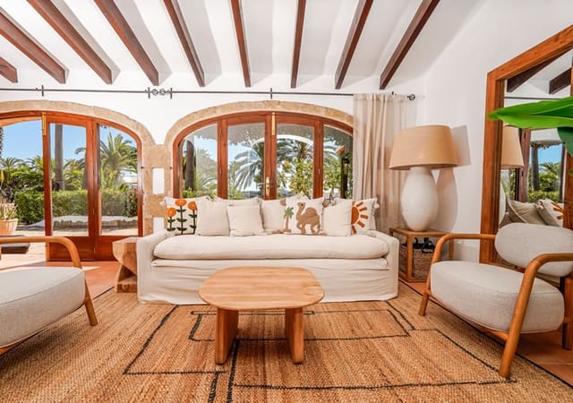 4 bedroom Villa for sale in Javea / Xàbia with pool garage - € 1,395,000 (Ref: 10037731)