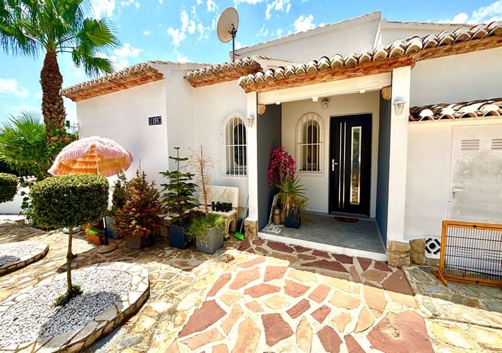 6 chambre Villa/Maison à vendre à Javea / Xabia avec piscine garage - 850 000 € (Ref: 10060876)