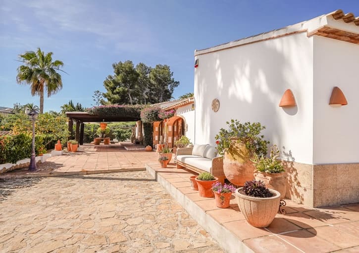 5 bedroom Villa for sale in Javea / Xabia with pool garage - € 1,795,000 (Ref: 10062229)