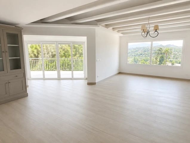 6 quarto Moradia para venda em Javea / Xàbia com piscina garagem - 850 000 € (Ref: 10070184)