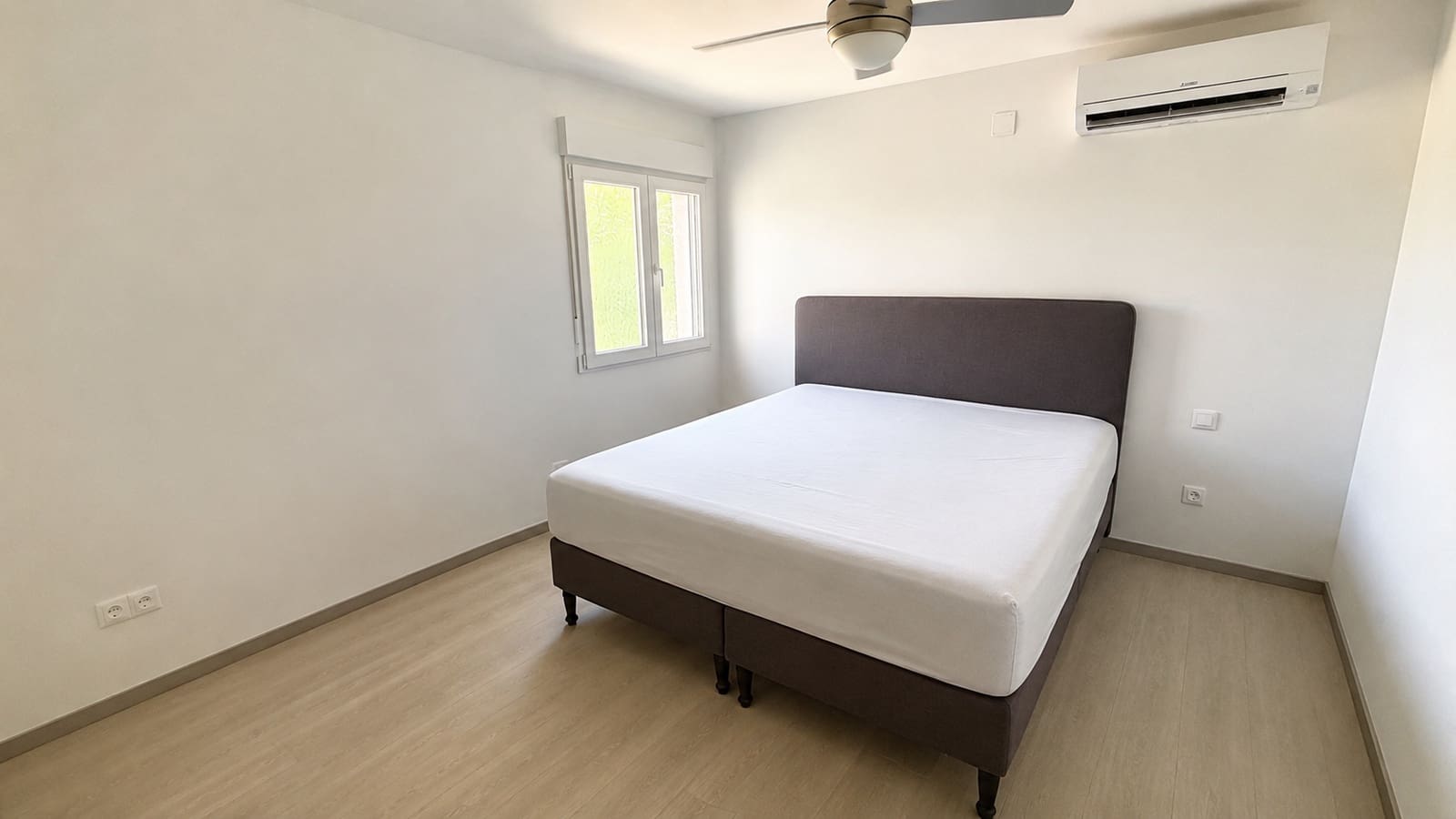 6 quarto Moradia para venda em Javea / Xabia com piscina garagem - 850 000 € (Ref: 10070184)