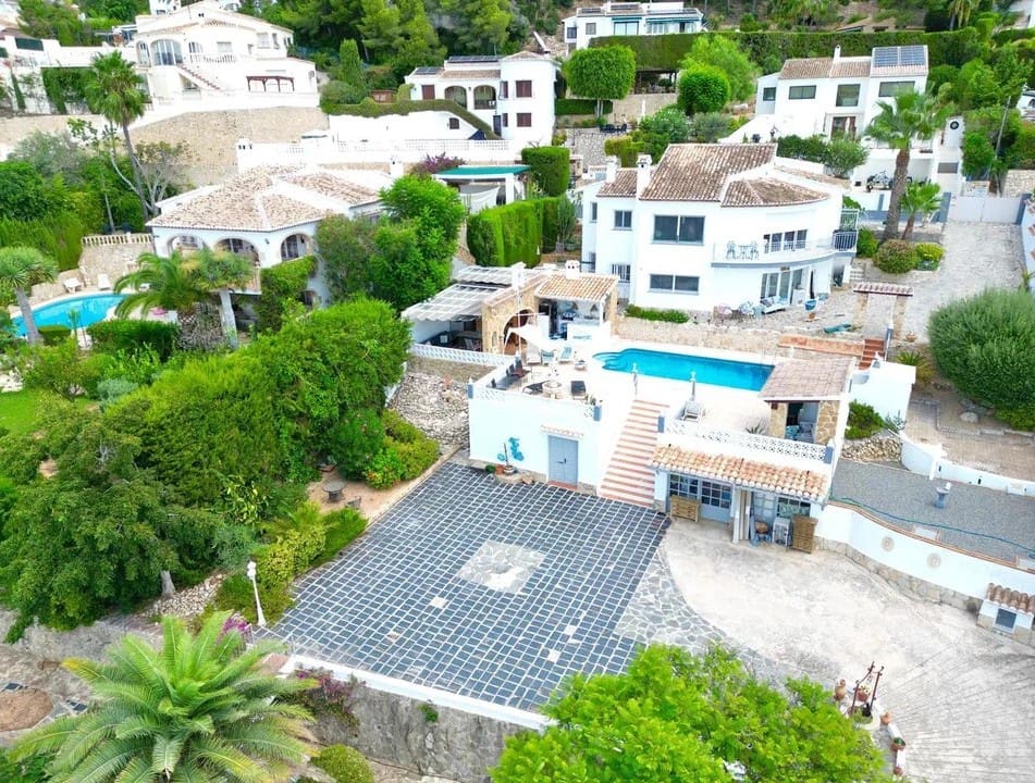 6 chambre Villa/Maison à vendre à Javea / Xabia avec piscine garage - 850 000 € (Ref: 10082137)