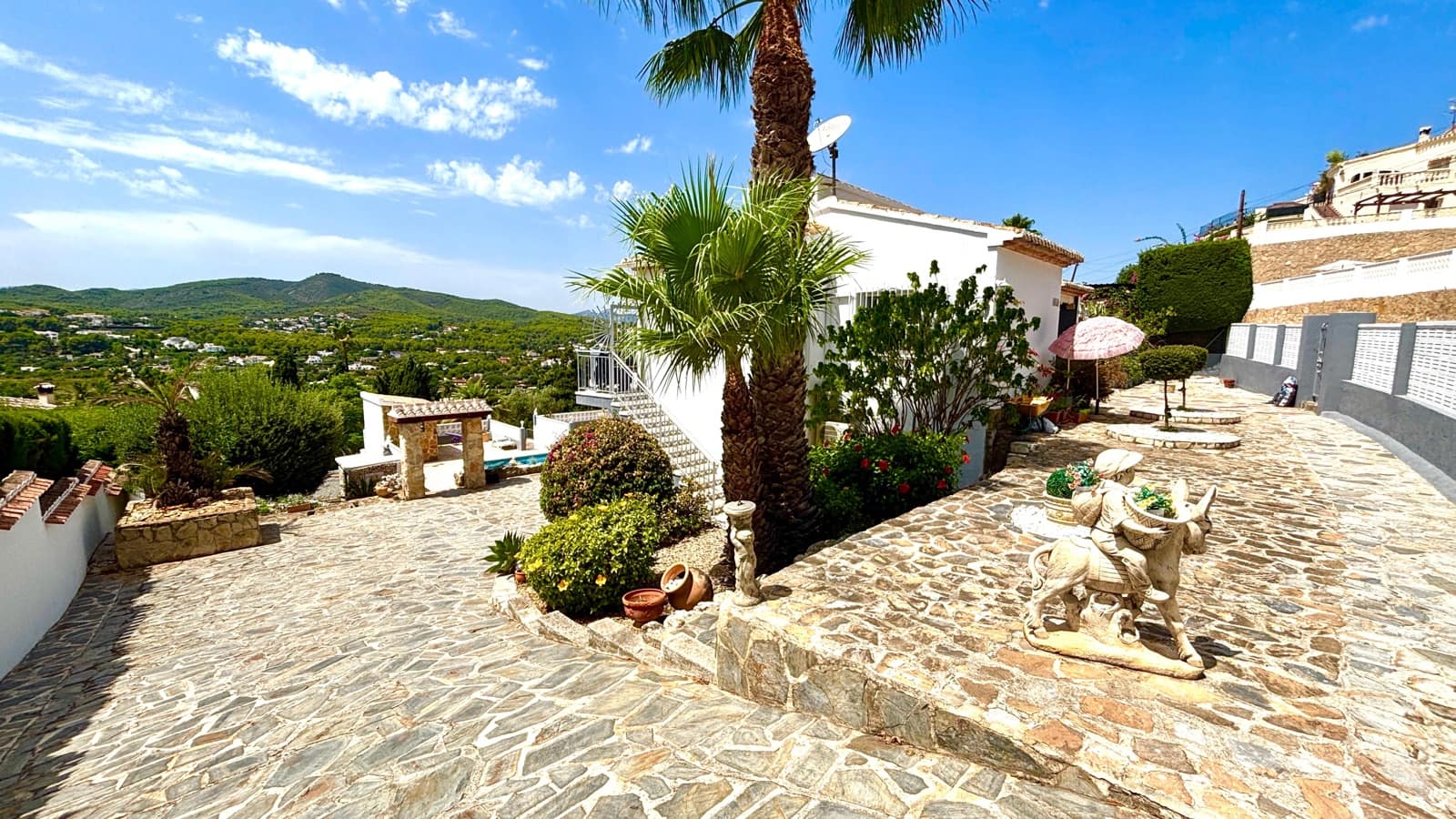 6 chambre Villa/Maison à vendre à Javea / Xabia avec piscine garage - 850 000 € (Ref: 10082137)