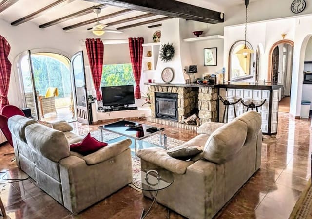 4 sovrum Villa till salu i Moraira, Teulada-Moraira med pool garage - 849 000 € (Ref: 10100752)