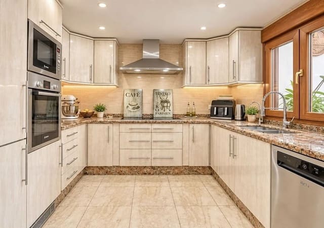 3 sypialnia Apartament na sprzedaż w Javea / Xàbia z basenem garażem - 685 000 € (Ref: 10110327)