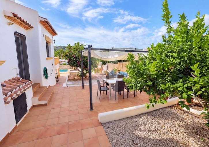 3 bedroom Villa for sale in Javea / Xabia with pool garage - € 625,000 (Ref: 10125239)