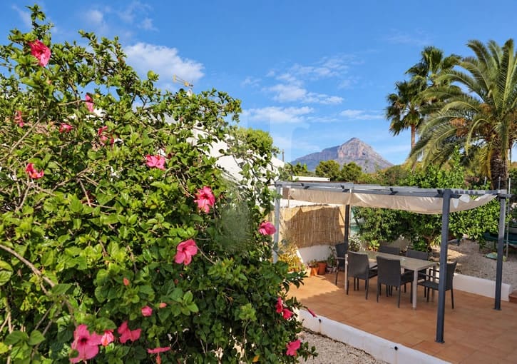 3 bedroom Villa for sale in Javea / Xabia with pool garage - € 625,000 (Ref: 10125239)