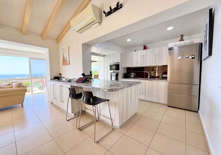 5 bedroom Villa for sale in Javea / Xabia with pool garage - € 1,325,000 (Ref: 10125267)