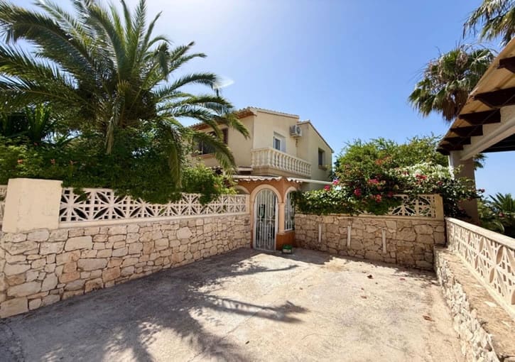 5 bedroom Villa for sale in Javea / Xabia with pool garage - € 1,325,000 (Ref: 10125267)