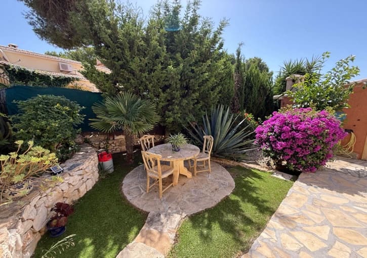 5 bedroom Villa for sale in Javea / Xabia with pool garage - € 1,325,000 (Ref: 10136641)