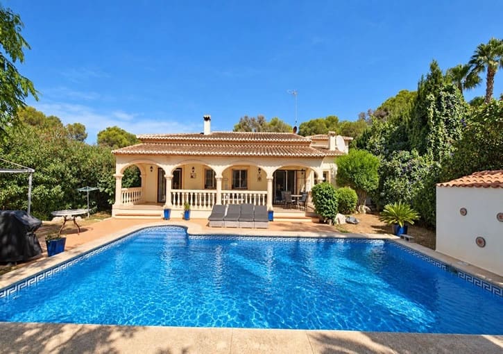 3 sypialnia Willa na sprzedaż w Javea / Xabia z basenem garażem - 750 000 € (Ref: 10136654)