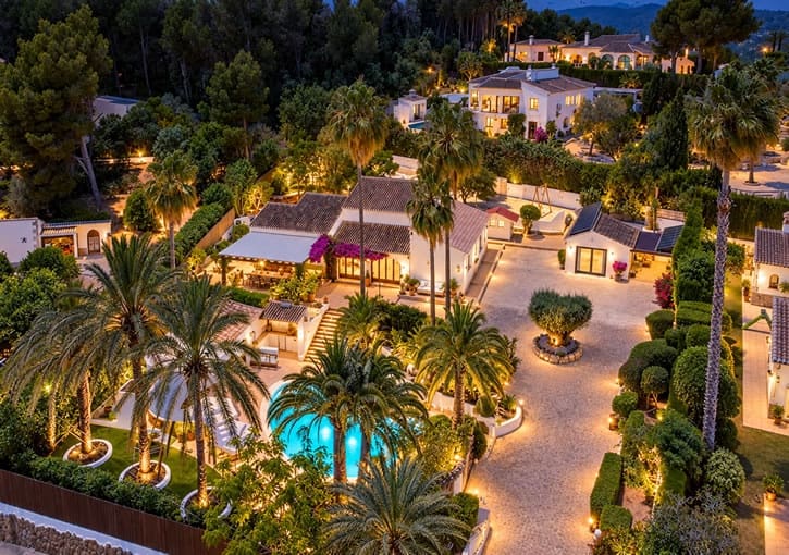 5 bedroom Villa for sale in Javea / Xabia with pool garage - € 1,795,000 (Ref: 10172192)