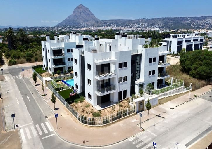 2 bedroom Beach Apartment for sale in Javea / Xabia with pool garage - € 490,000 (Ref: 9107201)