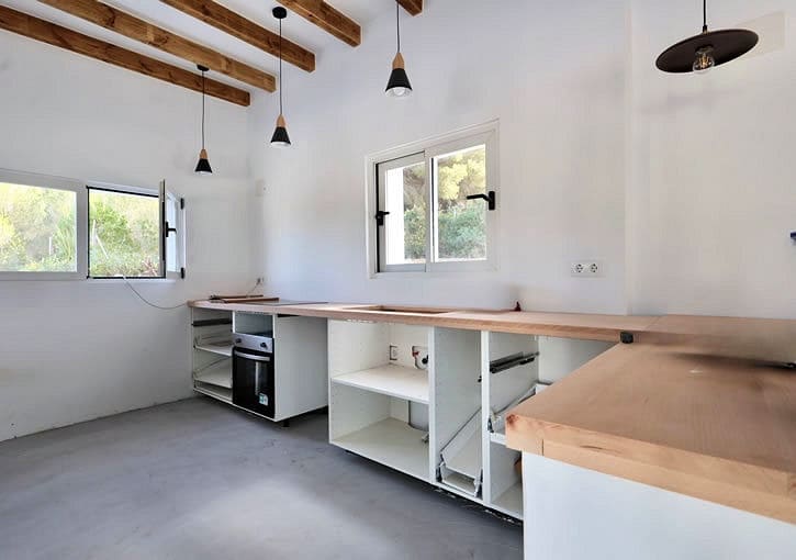 6 bedroom Villa for sale in Javea / Xabia with pool garage - € 1,250,000 (Ref: 9112744)