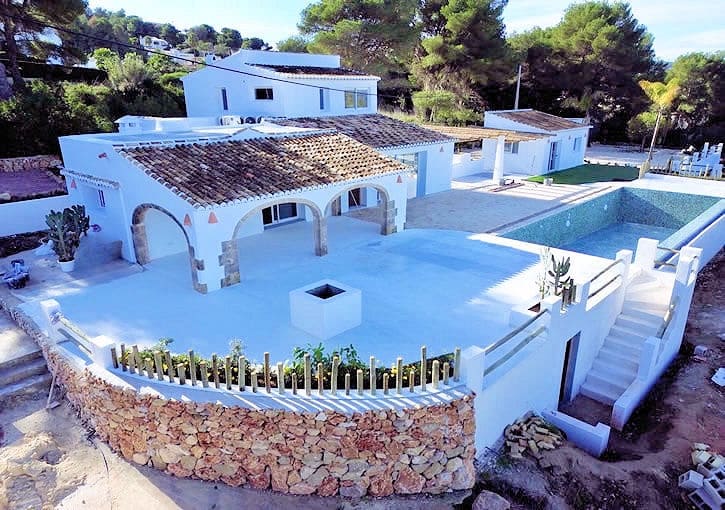 6 bedroom Villa for sale in Javea / Xabia with pool garage - € 1,250,000 (Ref: 9112744)