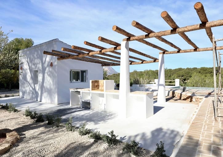 6 bedroom Villa for sale in Javea / Xabia with pool garage - € 1,250,000 (Ref: 9112744)