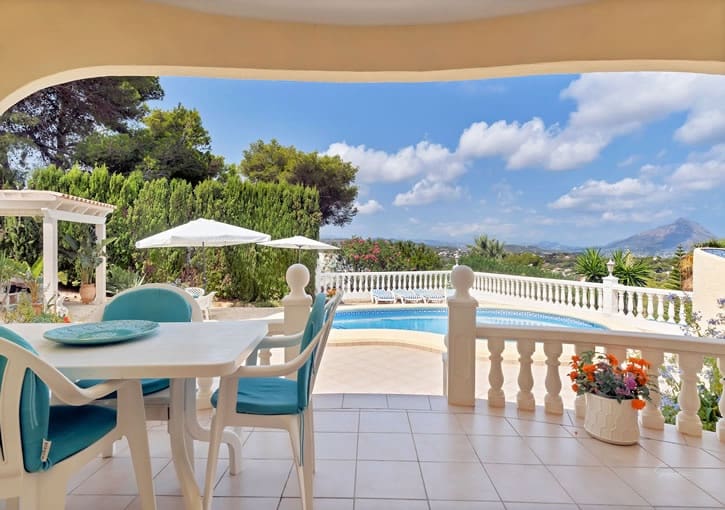 Chalet de 3 habitaciones en Javea / Xàbia en venta con piscina garaje - 850.000 € (Ref: 9216653)