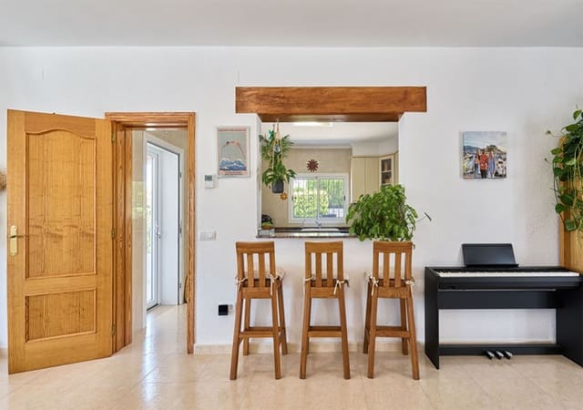 4 bedroom Villa for sale in Javea / Xàbia with pool garage - € 795,000 (Ref: 9303838)