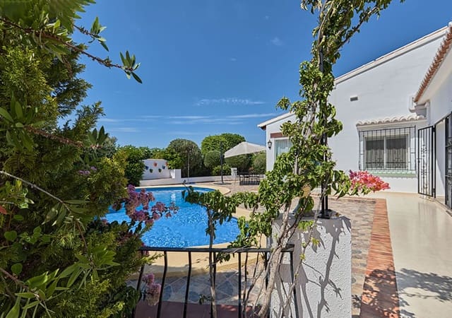 4 bedroom Villa for sale in Javea / Xàbia with pool garage - € 795,000 (Ref: 9303838)