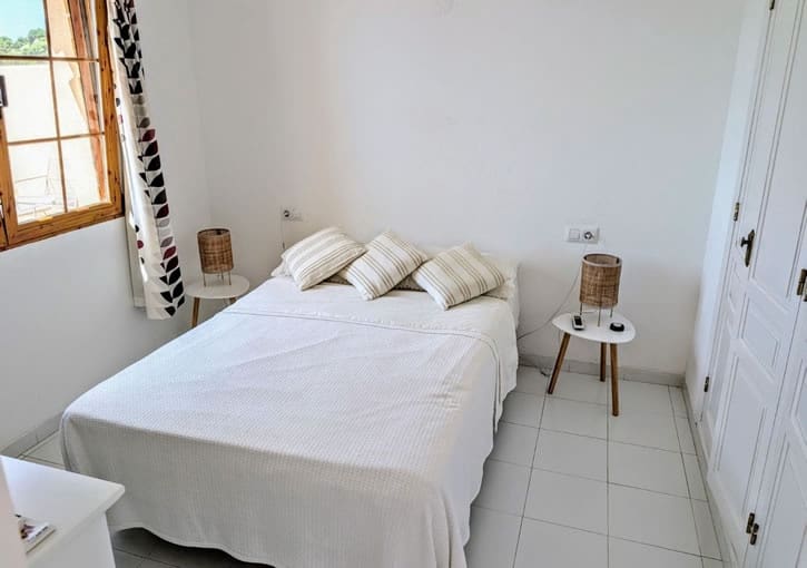 4 soveværelse Semi-Rækkehus til salg i Moraira med swimmingpool garage - € 445.000 (Ref: 9308743)