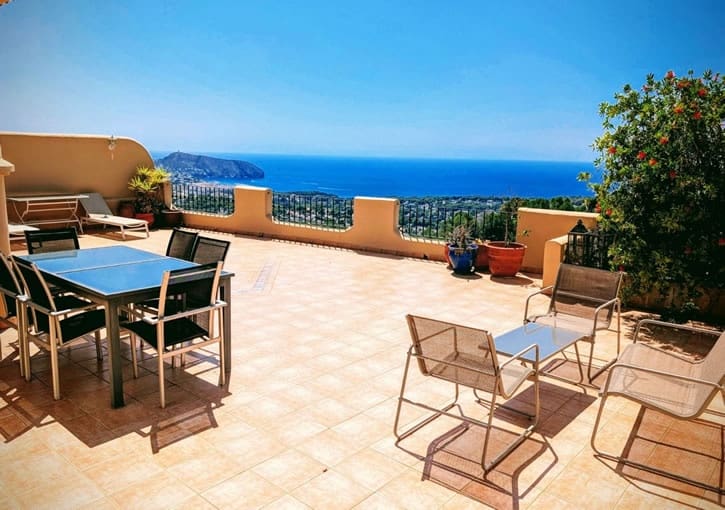 4 soveværelse Semi-Rækkehus til salg i Moraira med swimmingpool garage - € 445.000 (Ref: 9308743)