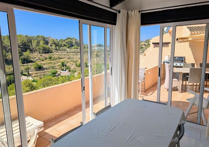 4 soveværelse Semi-Rækkehus til salg i Moraira med swimmingpool garage - € 445.000 (Ref: 9308743)