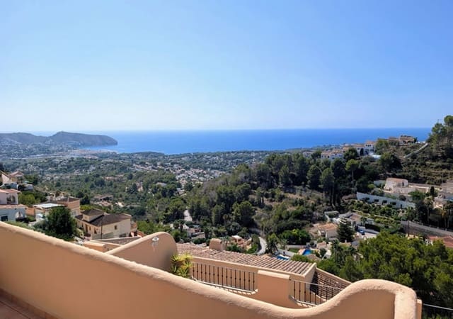 4 soveværelse Semi-Rækkehus til salg i Moraira, Teulada-Moraira med swimmingpool garage - € 445.000 (Ref: 9308743)