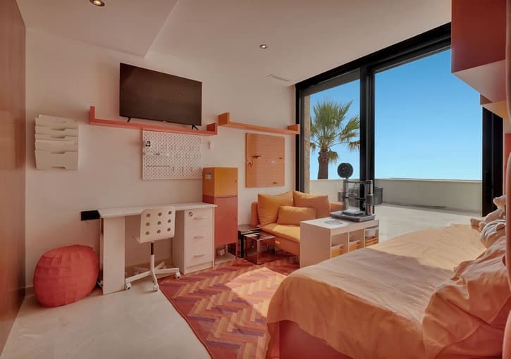 4 bedroom Villa for sale in Benitachell / Benitatxell with pool garage - € 2,795,000 (Ref: 9326737)