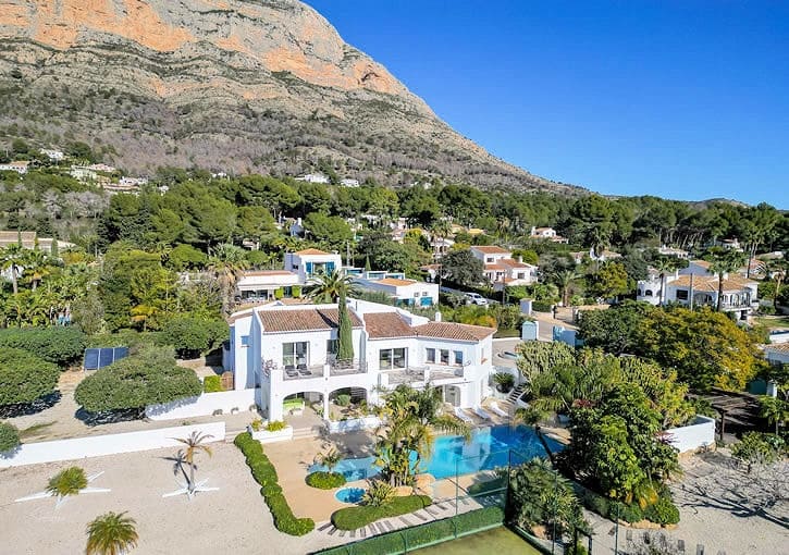 Chalet de 5 habitaciones en Javea / Xàbia en venta con piscina garaje - 1.695.000 € (Ref: 9331880)