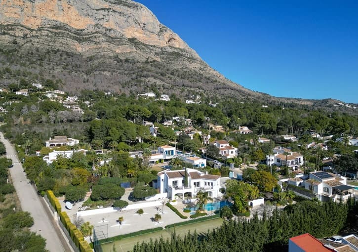 Chalet de 5 habitaciones en Javea / Xàbia en venta con piscina garaje - 1.695.000 € (Ref: 9331880)