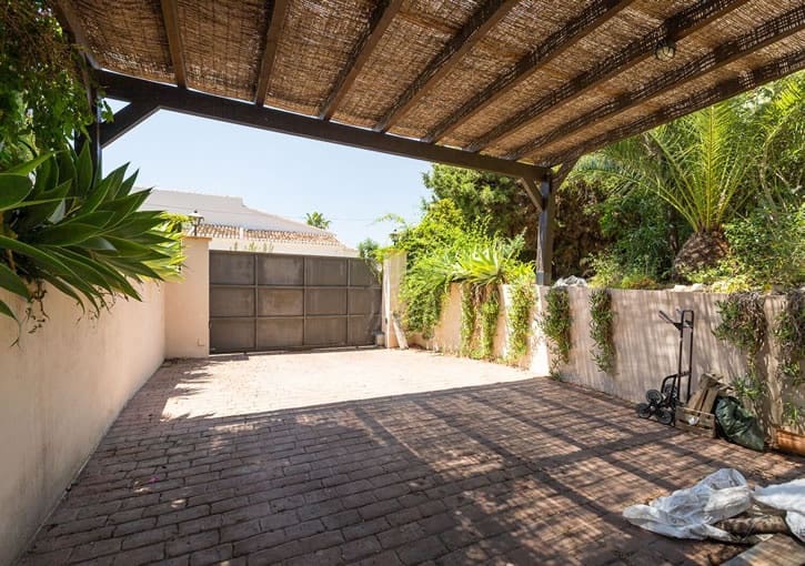 5 bedroom Villa for sale in Javea / Xabia with pool garage - € 1,495,000 (Ref: 9388643)